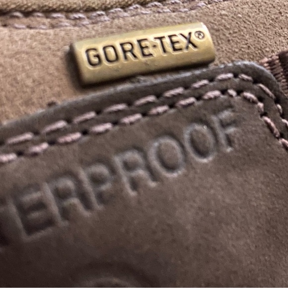 Timberland  Gore-Tex 22618 Dk Brown Nubuck Trainers - Picture 8 of 9